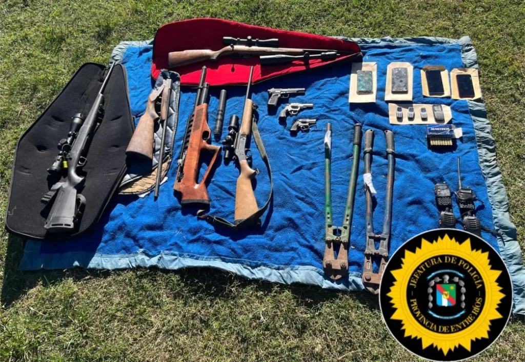 Desbaratan banda rural: armas enterradas, allanamientos y un detenido