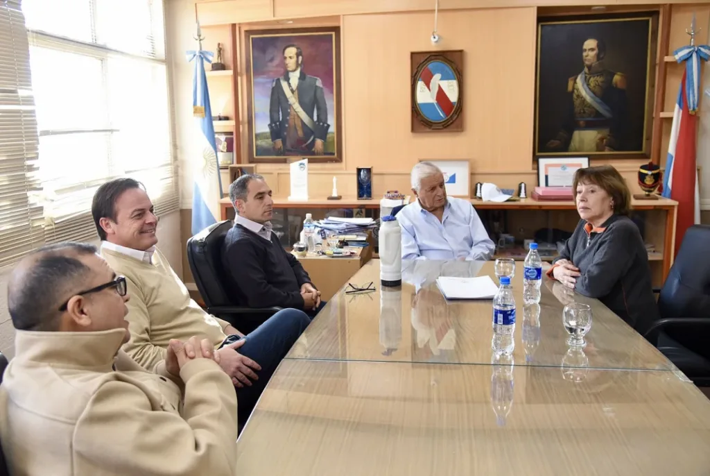 Lauritto recibió a Blanca Osuna y dialogaron sobre el impacto del desfinanciamiento universitario en la ciudad