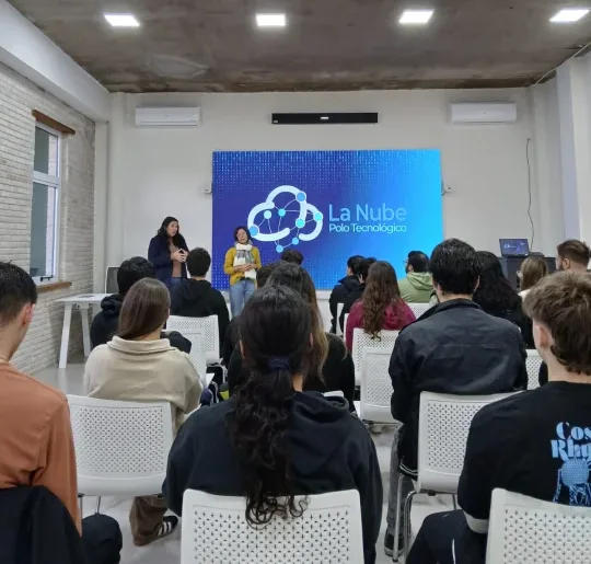 Jóvenes participaron de una jornada de encuentro y formación en La Nube