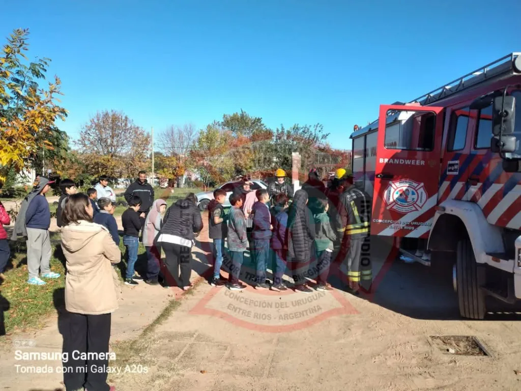 Realizaron un simulacro de incendio y evacuación en la Escuela Juan A. Marco