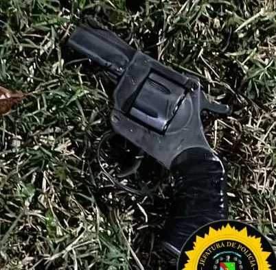 Detuvieron a dos hombres armados tras amenazas en la zona del Parque de las Manos