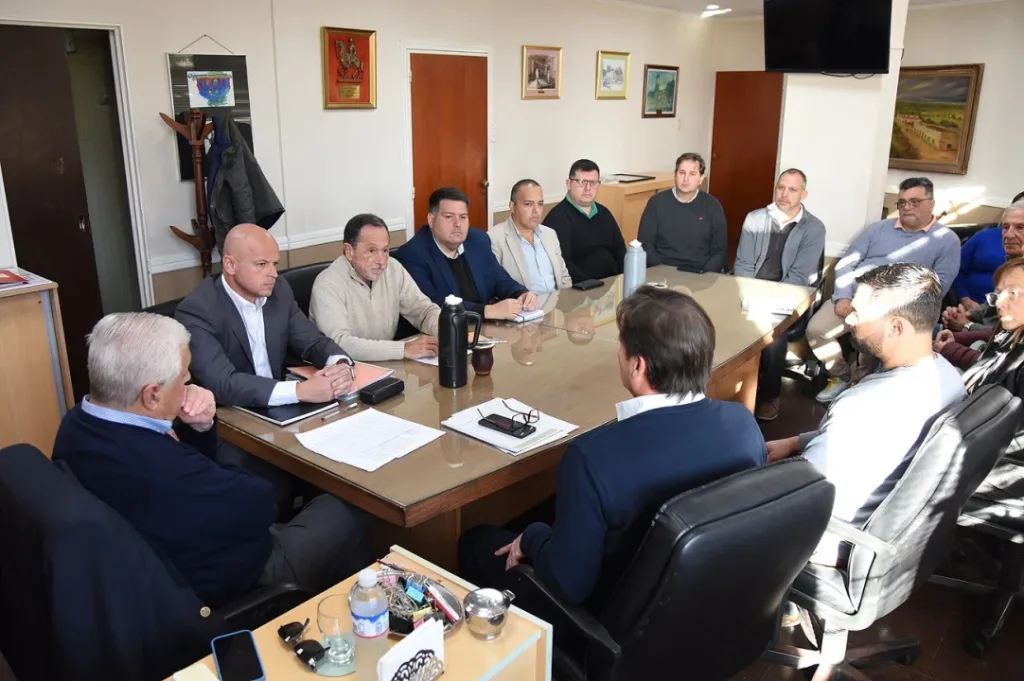 Reunión con el Centro Comercial por la puesta en valor del Mercado Municipal