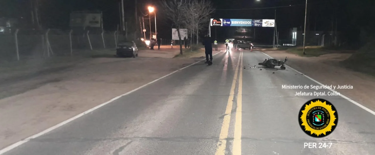 Un motociclista sufrió graves fracturas tras chocar con un auto en el acceso por la ex Ruta 26