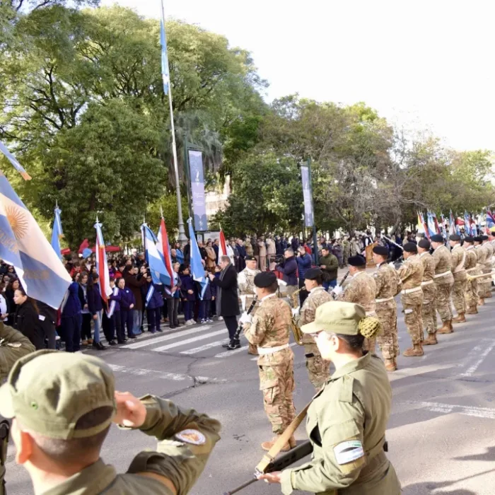 Acto bandera - plaza (2)