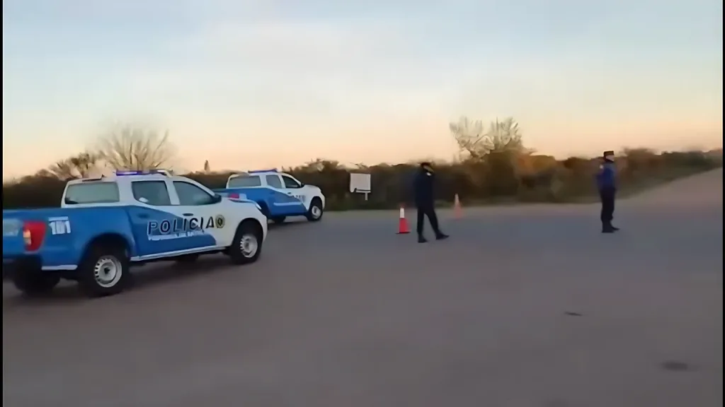 Profundo pesar por la muerte de un joven policía tras chocar contra un caballo suelto