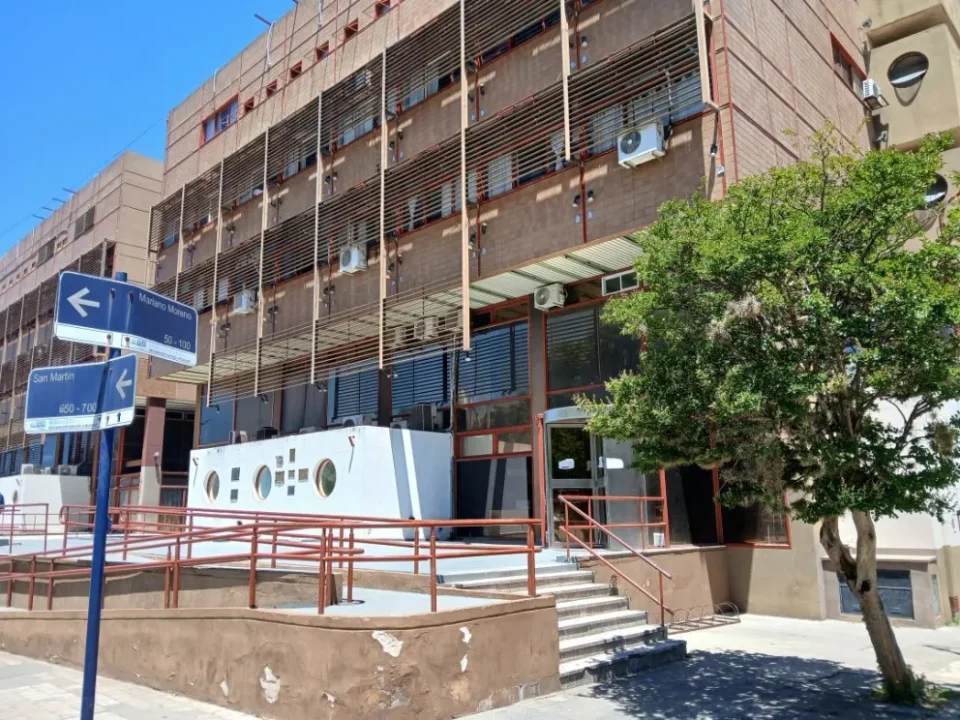 La CGT respaldó el paro municipal y reclamó una mesa de diálogo con el Ejecutivo