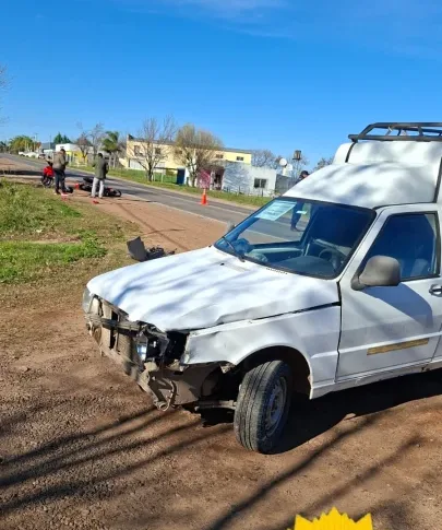 San José: Una motociclista sufrió graves lesiones tras chocar con un utilitario en la ex Ruta 26