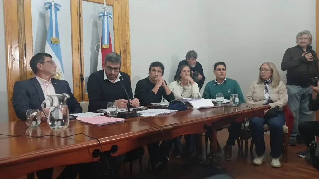 Reforma jubilatoria: AGMER expuso ante el Senado y demostró cómo y cuánto se empobrecerán las jubilaciones