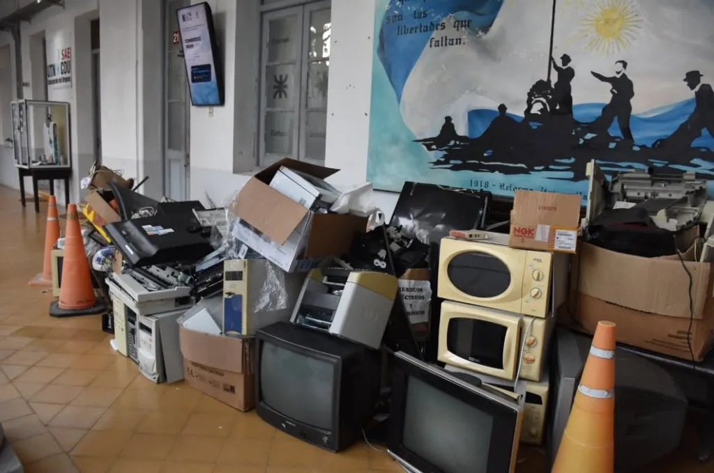 UTN: Recolectaron gran cantidad de residuos electrónicos y preparan una nueva campaña en la ciudad
