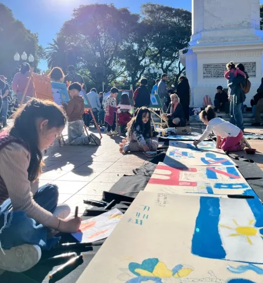 Semana de la Ciudad: La plaza Ramírez fue escenario de una jornada participativa y cultural