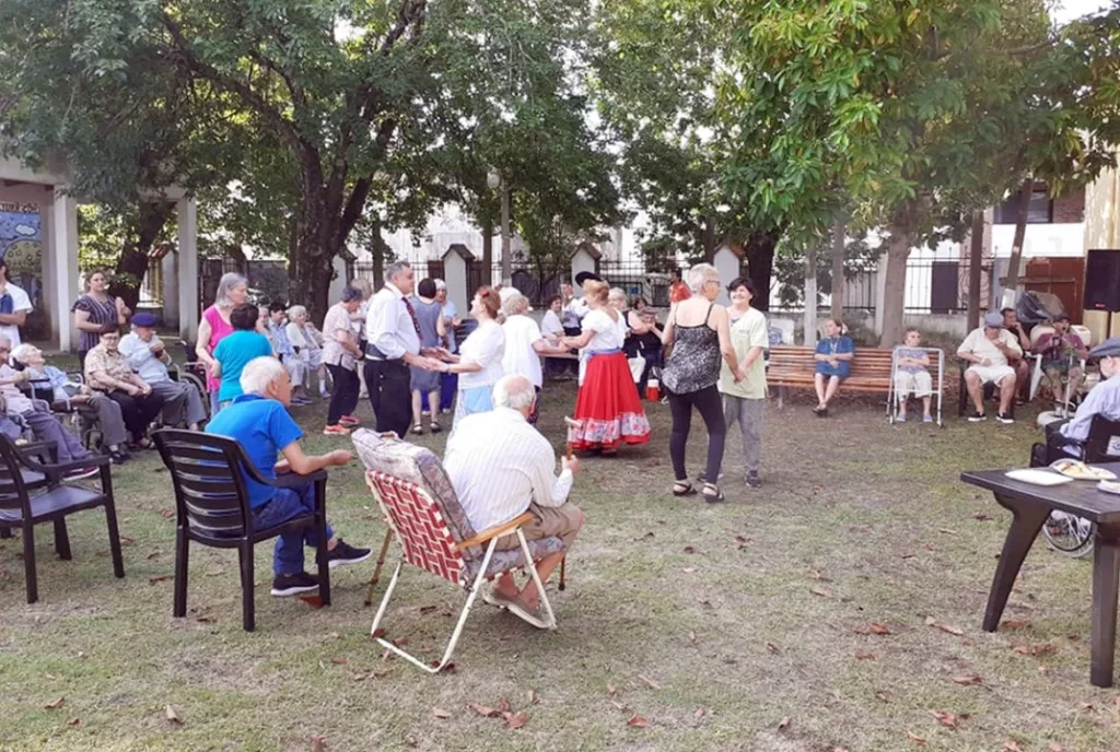 Se realiza hoy una mesa redonda por la Semana del Buen Trato