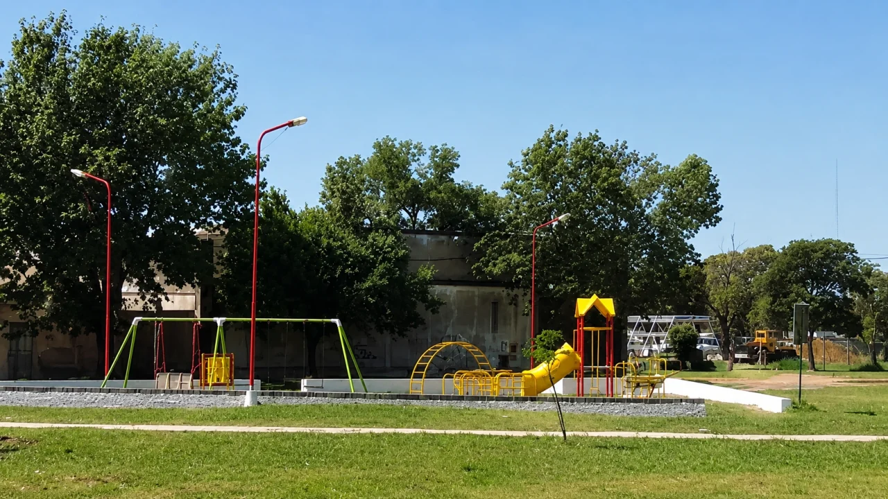 Tres adolescentes fueron demoradas tras agredir a una joven en la Plaza de Skate