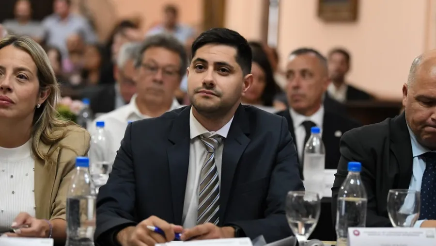 Gallay presentó un proyecto de resolución  por las intervenciones en el área natural protegida de Paso Vera