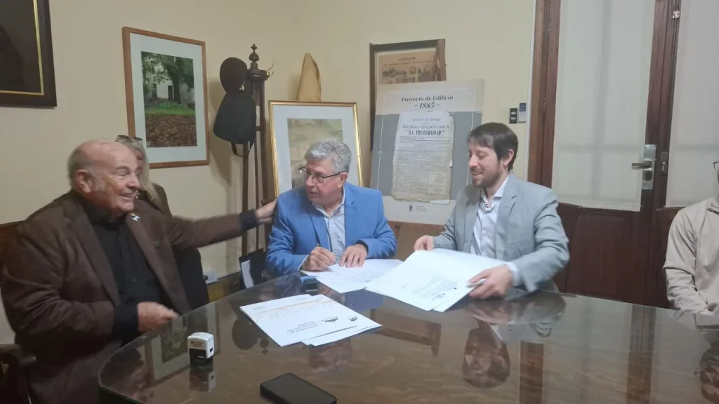 La UCU y la UTN Regional Concepción del Uruguay firmaron un convenio para impulsar proyectos conjuntos de investigación y desarrollo