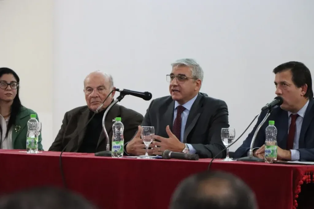 El Poder Judicial destacó el aporte de la Facultad de Ciencias Jurídicas y Sociales de la UCU en sus 30 años