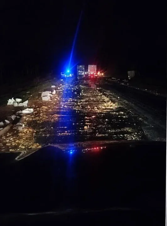 Brutal choque frontal entre dos camiones en la Ruta 39: los choferes fueron rescatados