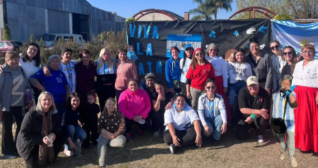 Celebraron la Independencia en el barrio Las Mandarinas
