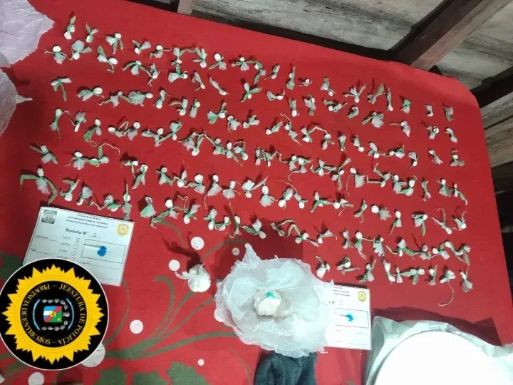 Concordia: Intentó escapar de la Policía y terminó detenido con 158 envoltorios de cocaína