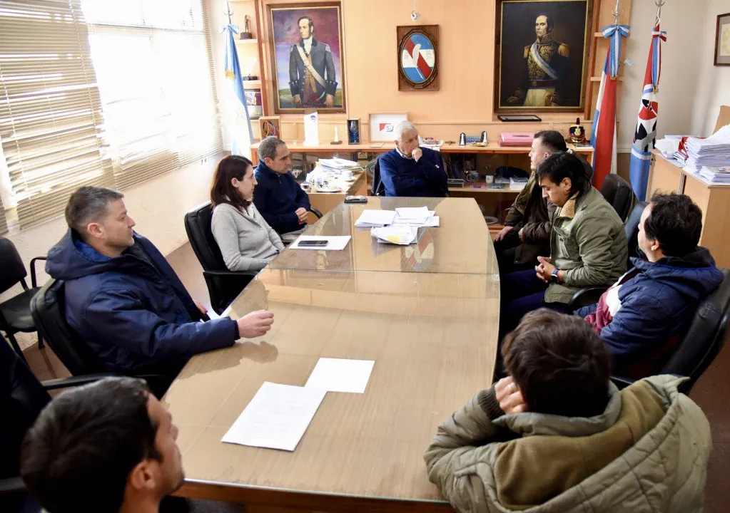 Lauritto recibió a trabajadores de Tres Arroyos que siguen sin respuesta