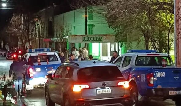 Investigan una pelea a la salida de una fiesta en Tala: un joven terminó hospitalizado
