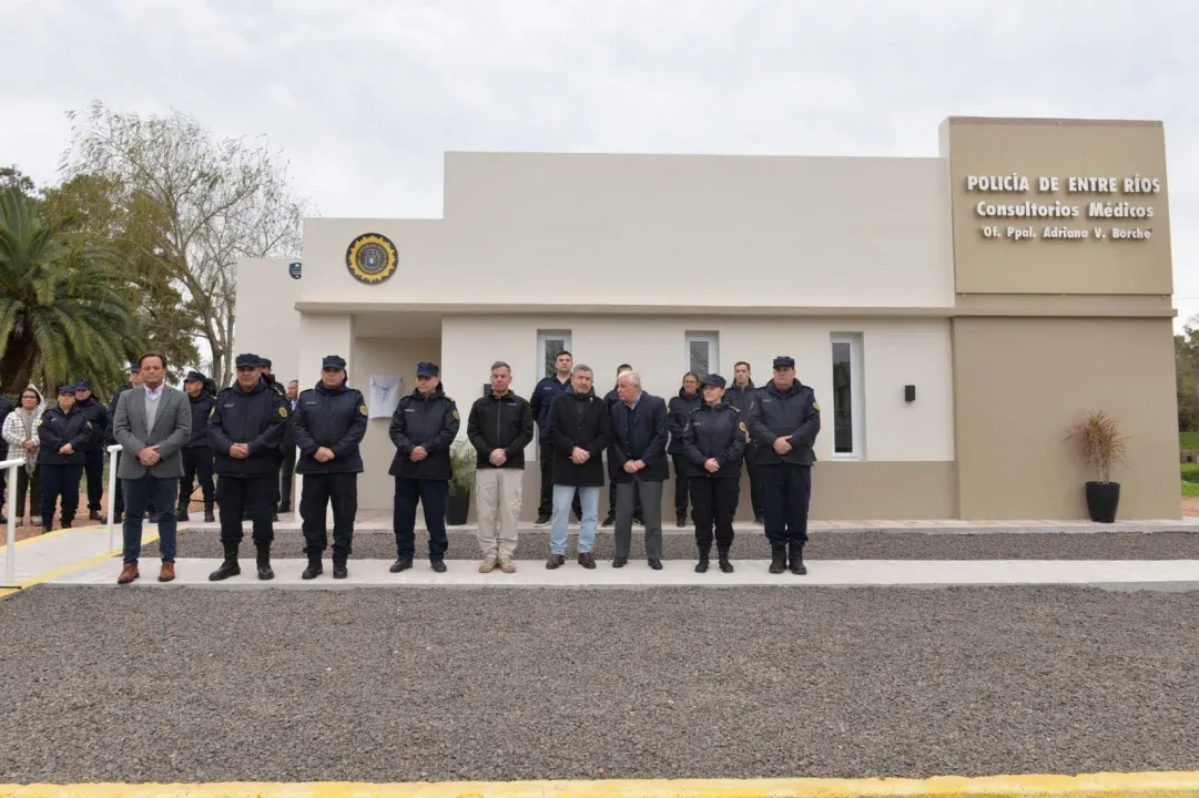 Inauguraron la Clínica Policial Of. Ppal. Adriana V. Borche y el Destacamento Policial Justo José de Urquiza