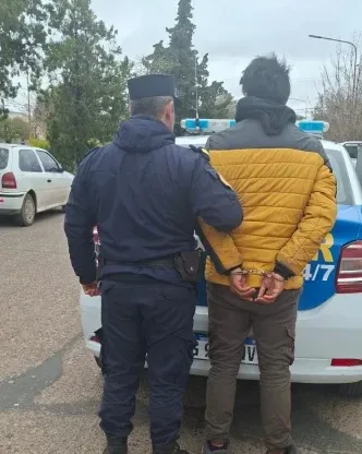 Detuvieron a un joven de 21 años que tenía un pedido de captura vigente