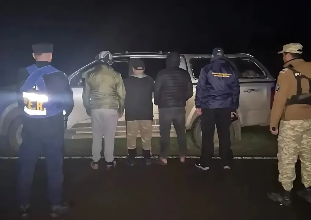 Interceptaron una caravana de cuatro camionetas con armas y más de 300 kilos de carne de ciervo