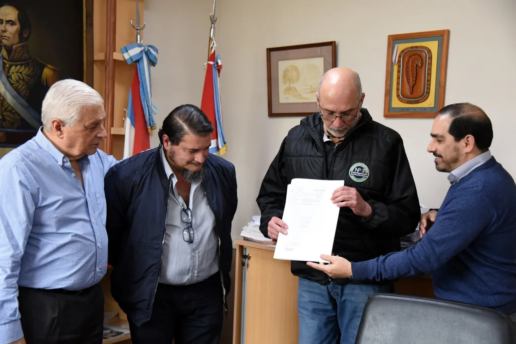 Aporte del Municipio a la EET 3 para su participación en el Desafío ECO YPF