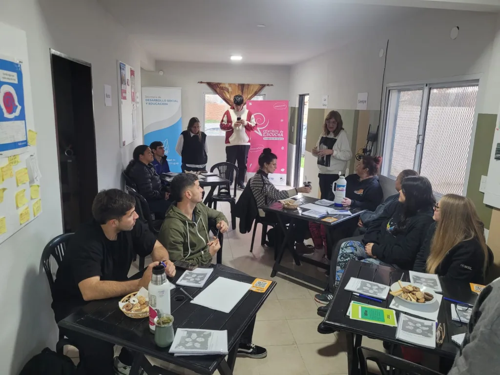 Inició una capacitación para formar facilitadores en acompañamiento y bienestar de adolescentes
