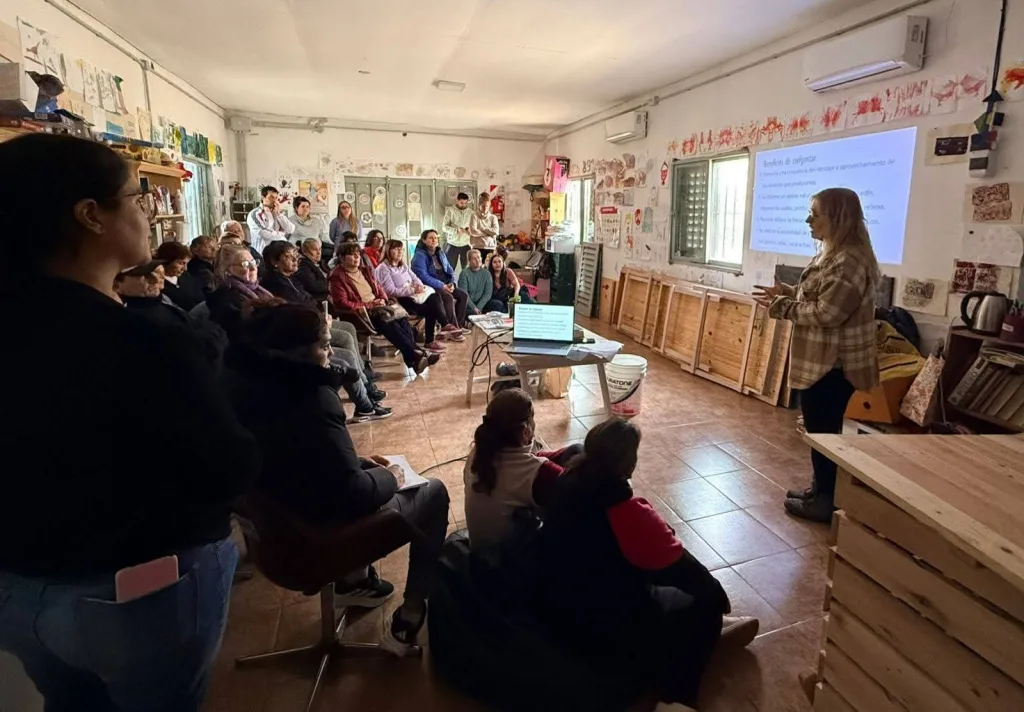 Salud ambiental: Comenzó un ciclo de talleres sobre compostaje