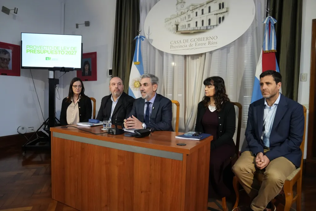 El Ejecutivo provincial presentó el proyecto de Presupuesto 2027 centrado en la inversión pública y el equilibrio fiscal