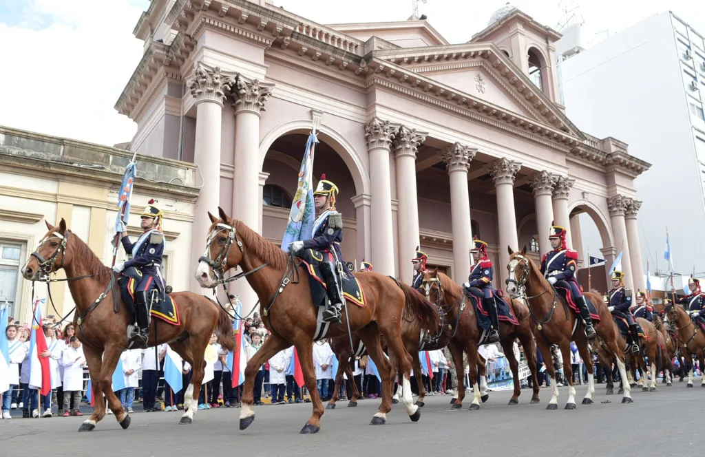Llegarán Granaderos y Patricios para  el gran Desfile homenaje a Urquiza
