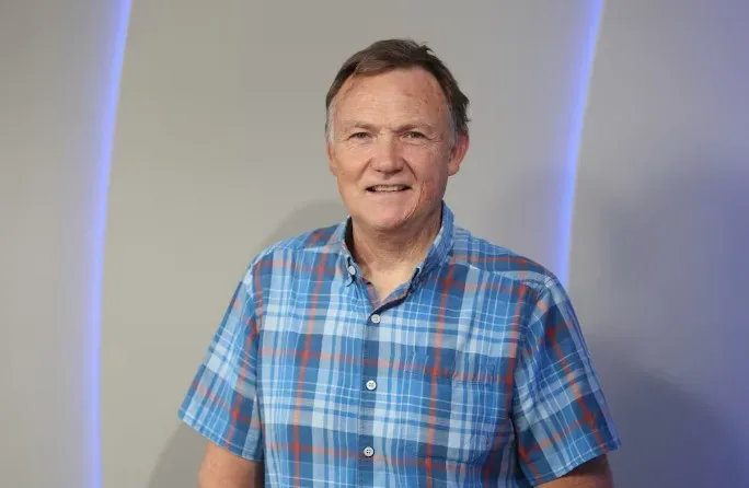 Christian Plebst dará una charla sobre “Infancias y adolescencias”