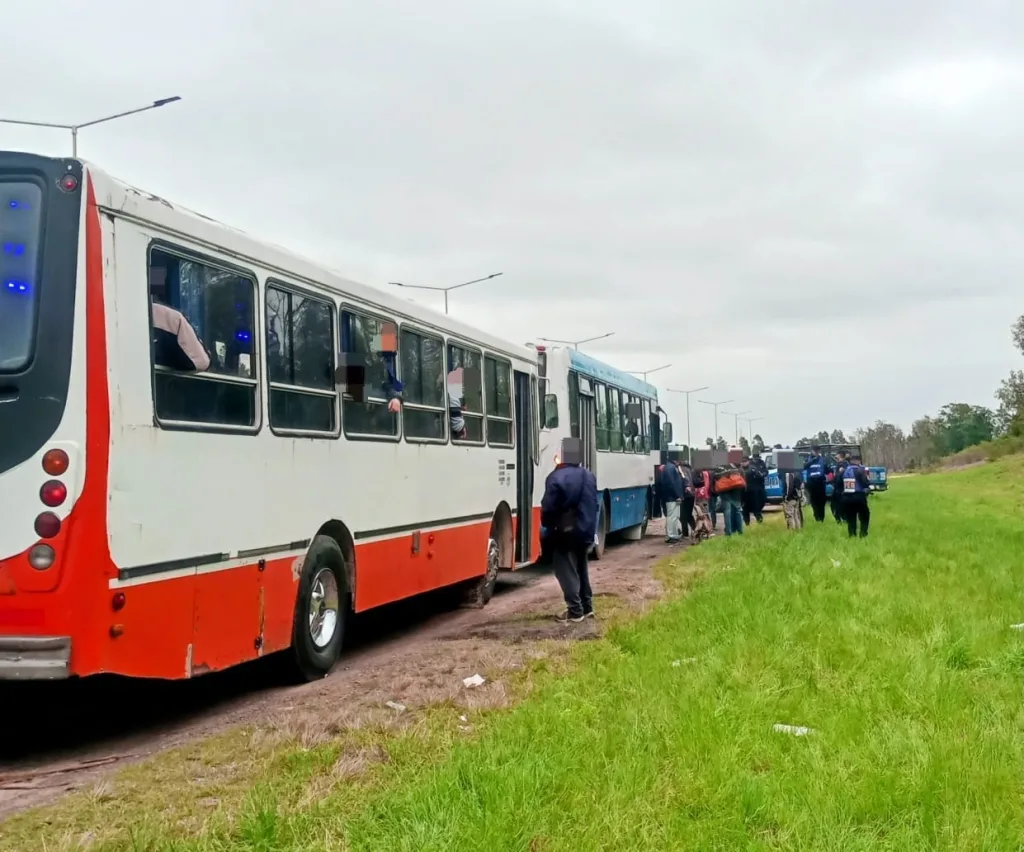 Concordia: controlaron 22 colectivos en la Autovía Artigas y secuestraron cocaína y marihuana