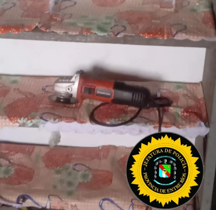 Basavilbaso: investigan el robo de herramientas en una obra y secuestran una amoladora