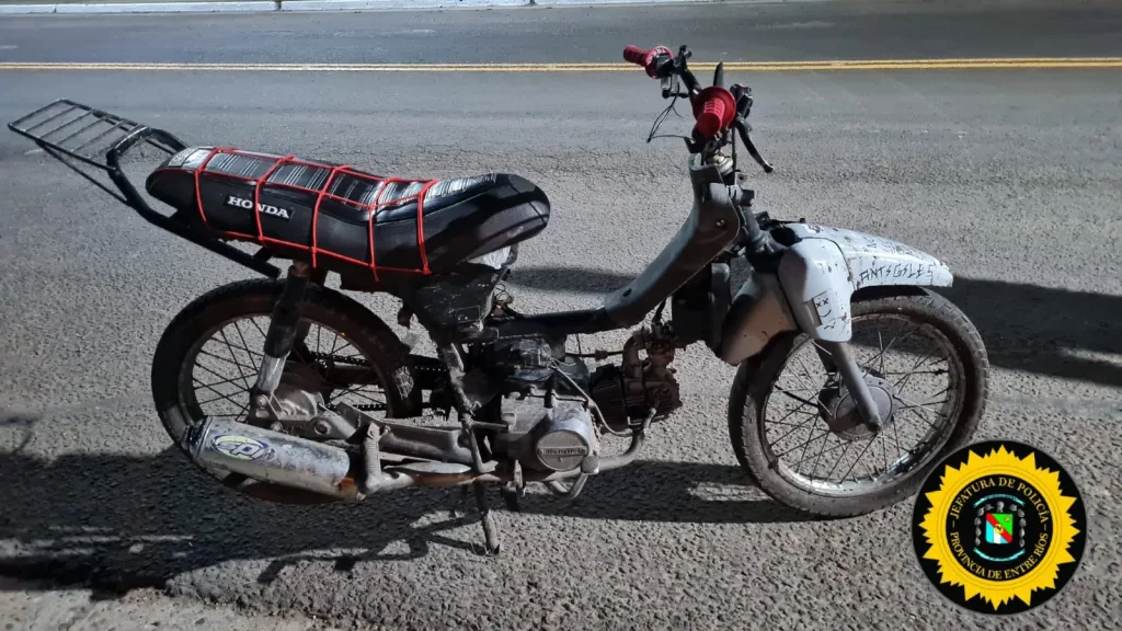 Villa Mantero: secuestraron una moto con numeraciones adulteradas y el conductor era menor de edad