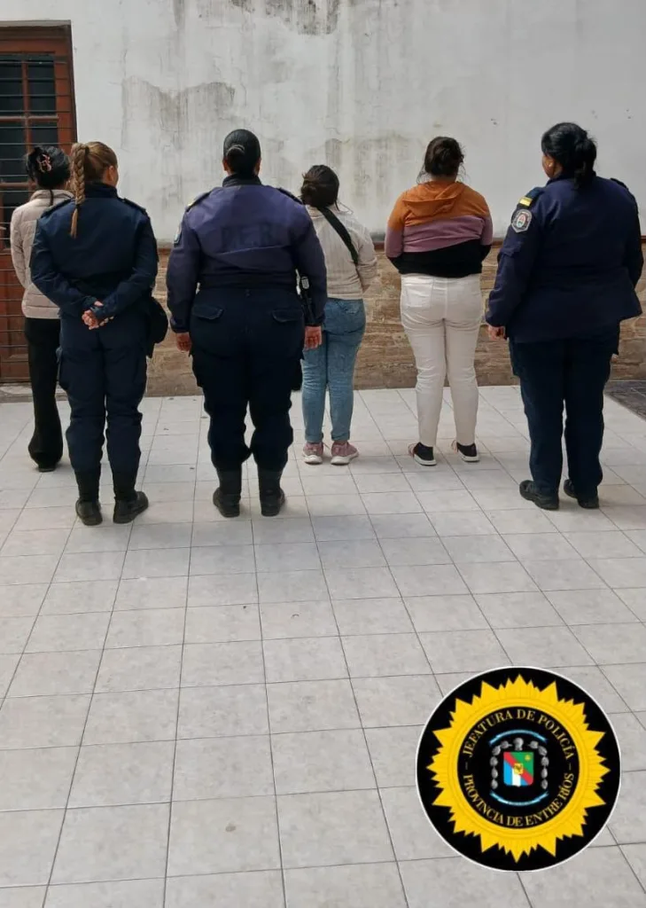Una pelea entre tres mujeres en un hospital terminó con una detenida