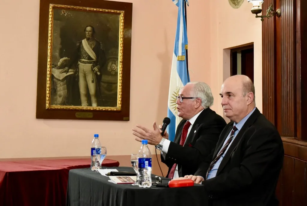 Historiadores recordaron el legado de Urquiza en el Colegio del Uruguay