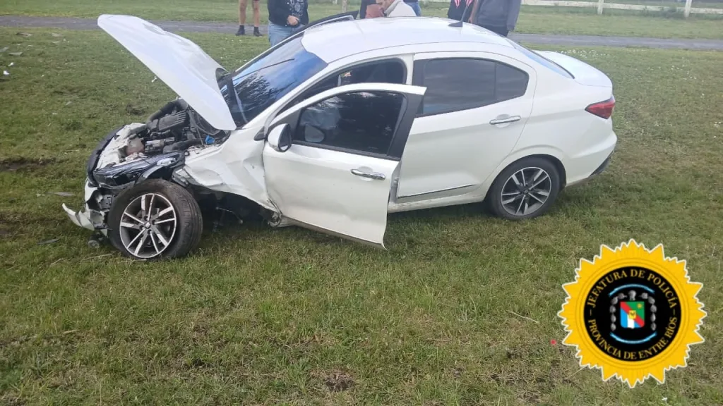 Accidente en Ruta 130: sufrió una descompensación al volante y chocó contra dos palmeras