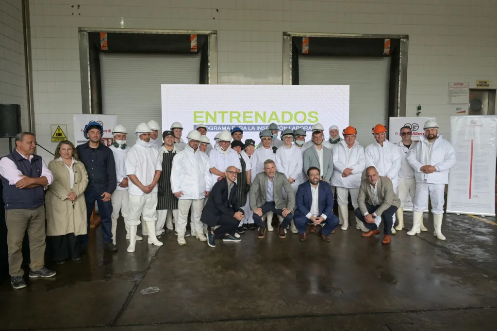Frigerio presentó un programa de entrenamiento laboral para que los jóvenes hagan prácticas en empresas entrerrianas